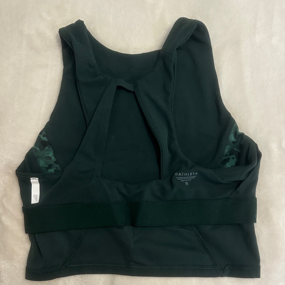 Women's Hunter Green Cropped Tank Top w/ Camo Detail - Picture 3 of 4